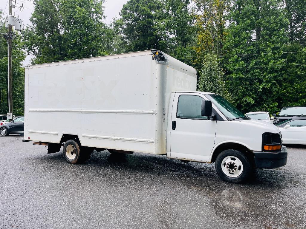 2014 GMC Savana - $9,985