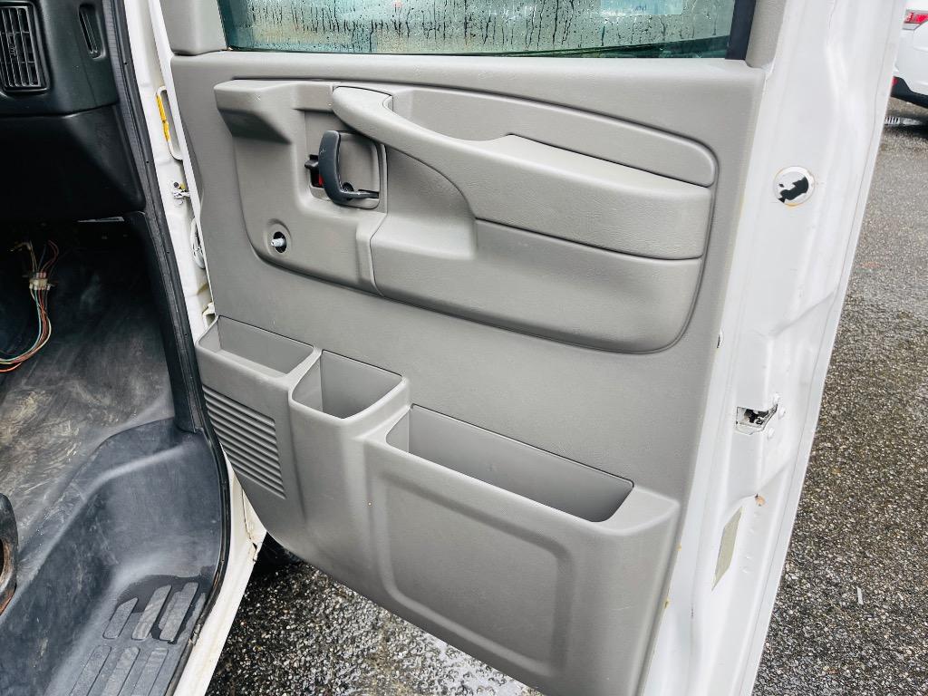 2014 GMC Savana - $9,985