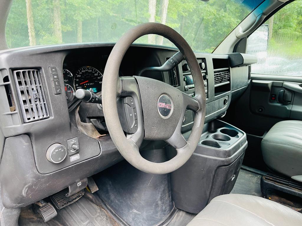 2014 GMC Savana - $9,985