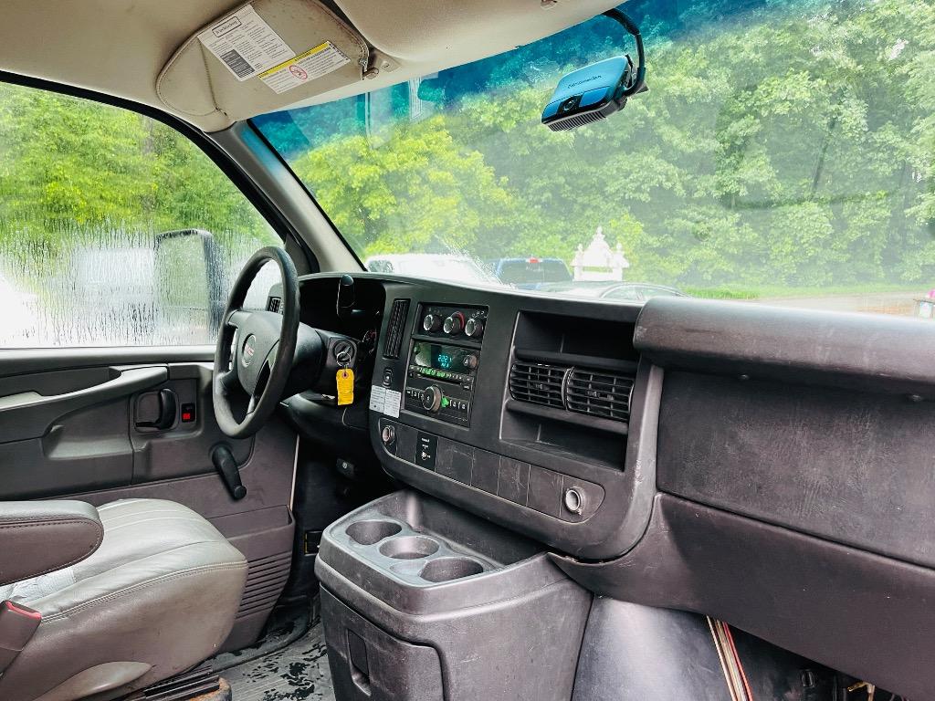 2014 GMC Savana - $9,985