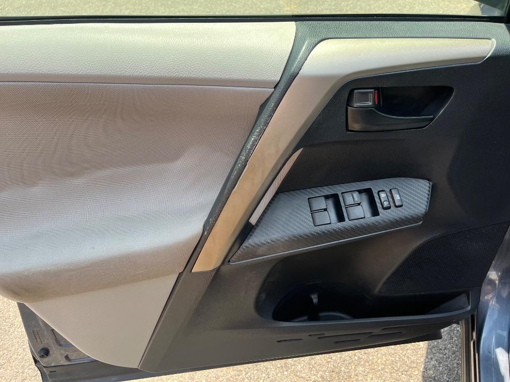 2013 Toyota RAV4 - $11,285