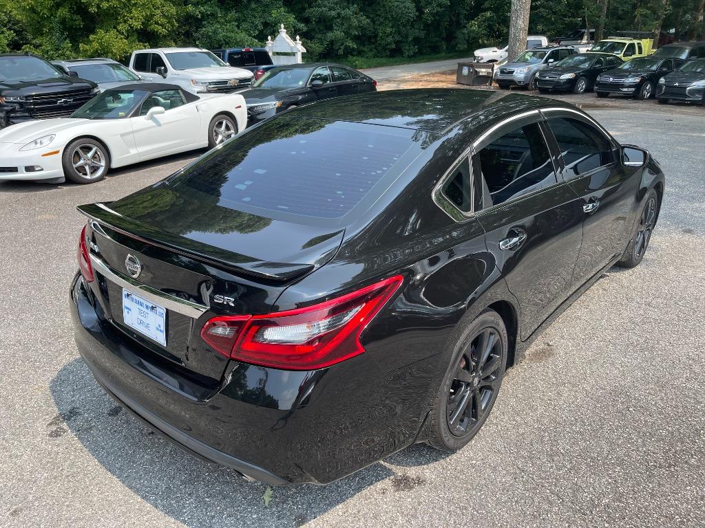 2017 Nissan Altima - $10,885