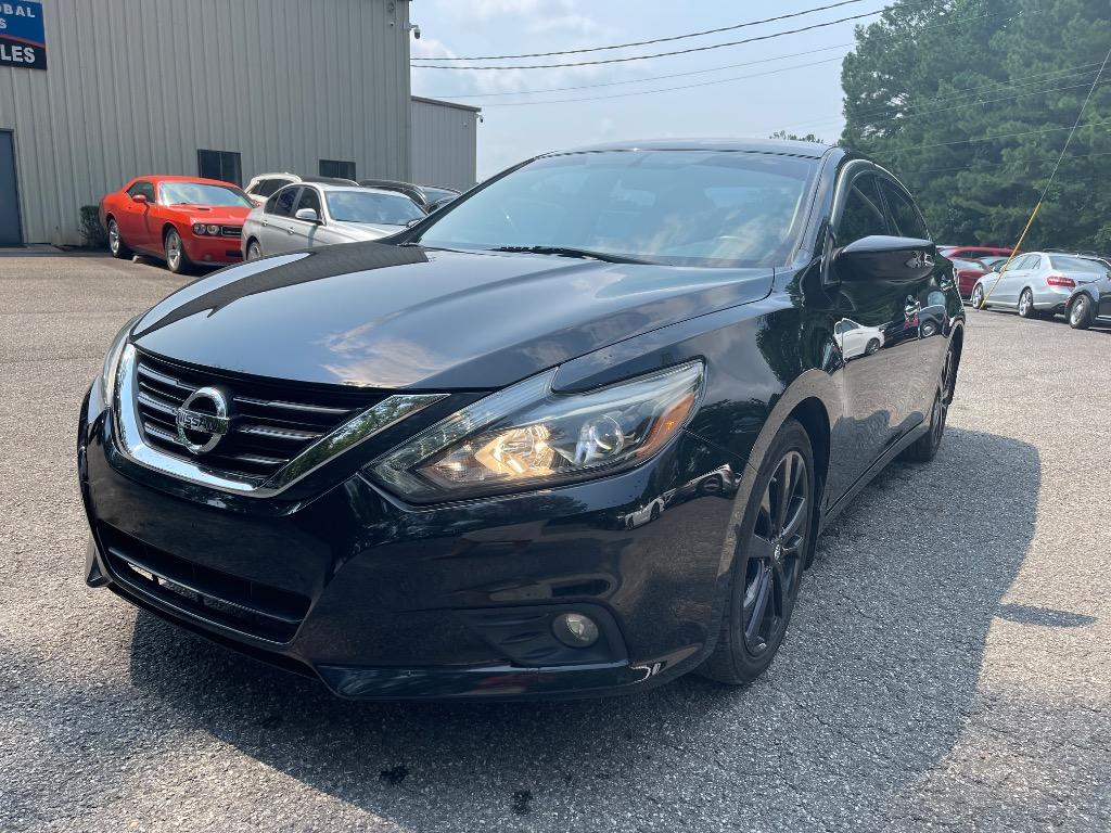 2017 Nissan Altima - $10,885