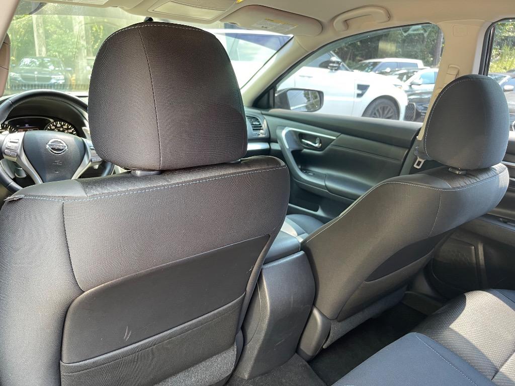 2017 Nissan Altima - $10,885