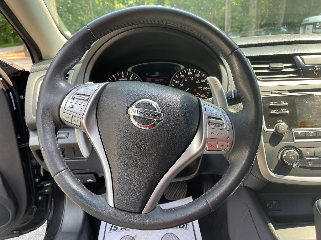 2017 Nissan Altima - $10,885