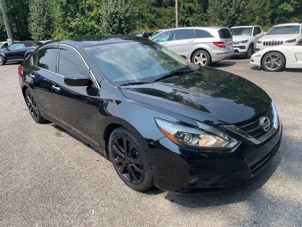 2017 Nissan Altima - $10,885