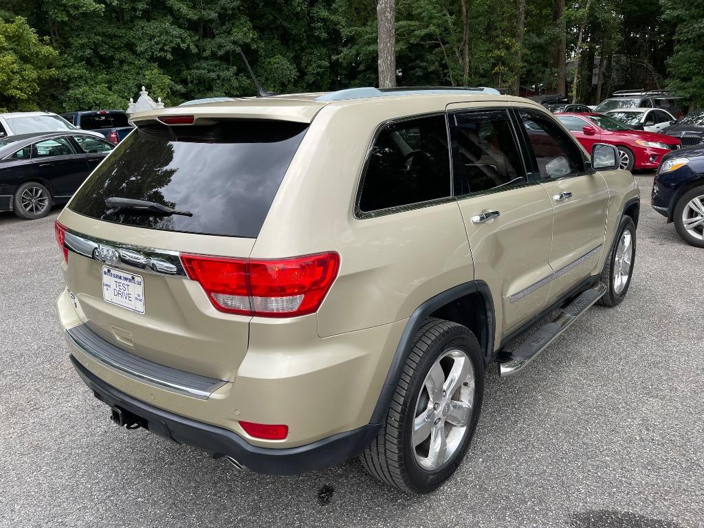 2012 Jeep Cherokee - $11,985