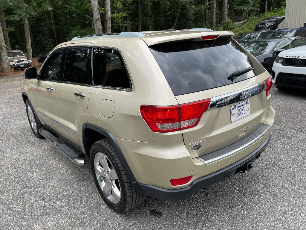 2012 Jeep Cherokee - $11,985