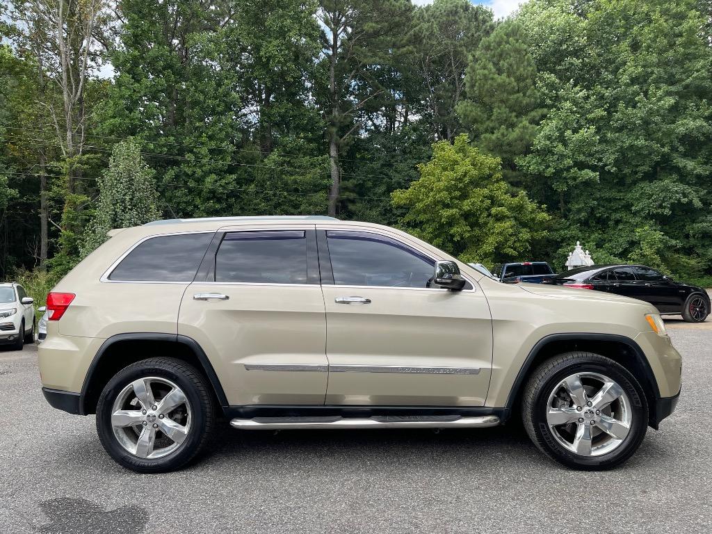 2012 Jeep Cherokee - $11,985