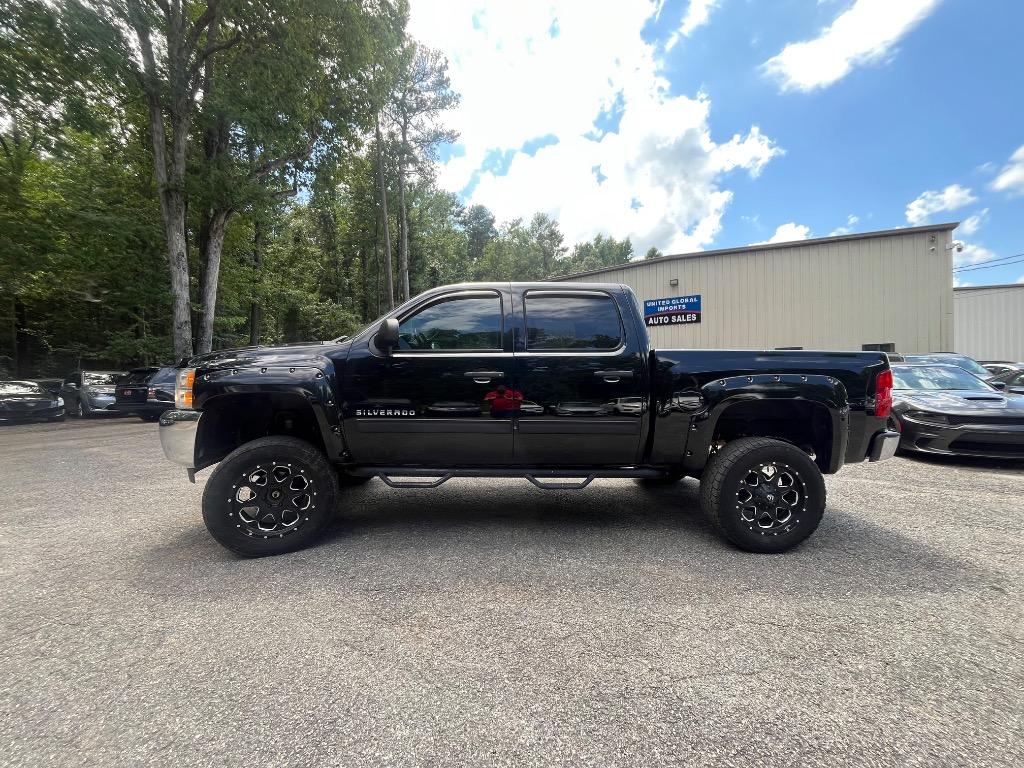 2013 Chevrolet Silverado - $21,985