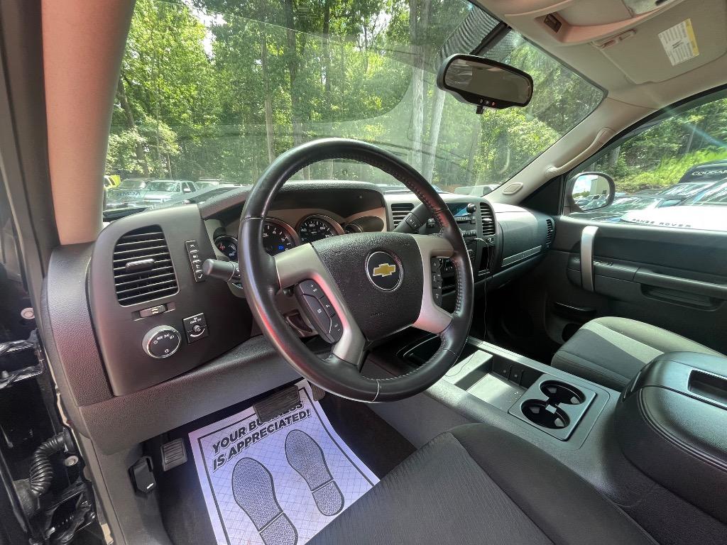 2013 Chevrolet Silverado - $21,985