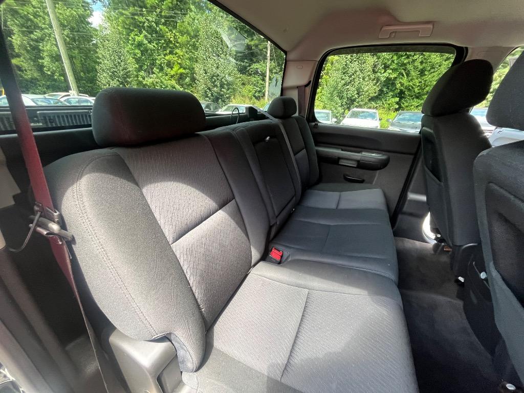2013 Chevrolet Silverado - $21,985