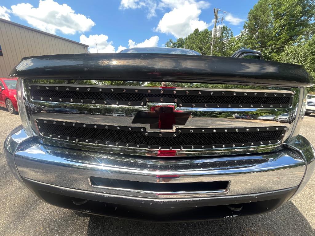 2013 Chevrolet Silverado - $21,985