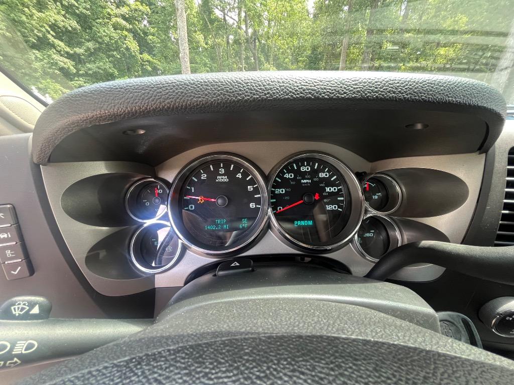 2013 Chevrolet Silverado - $21,985
