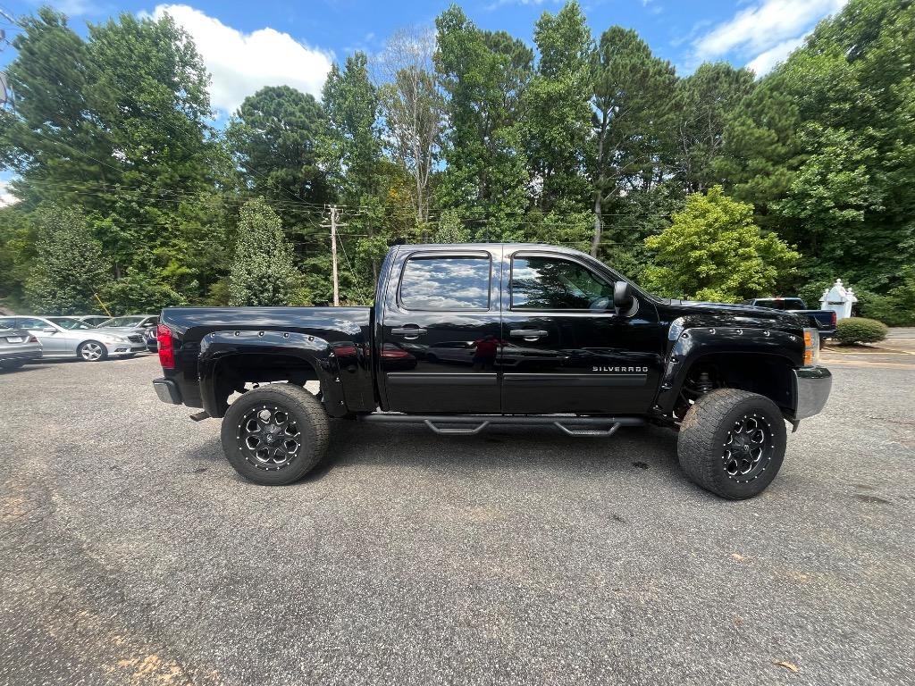 2013 Chevrolet Silverado - $21,985