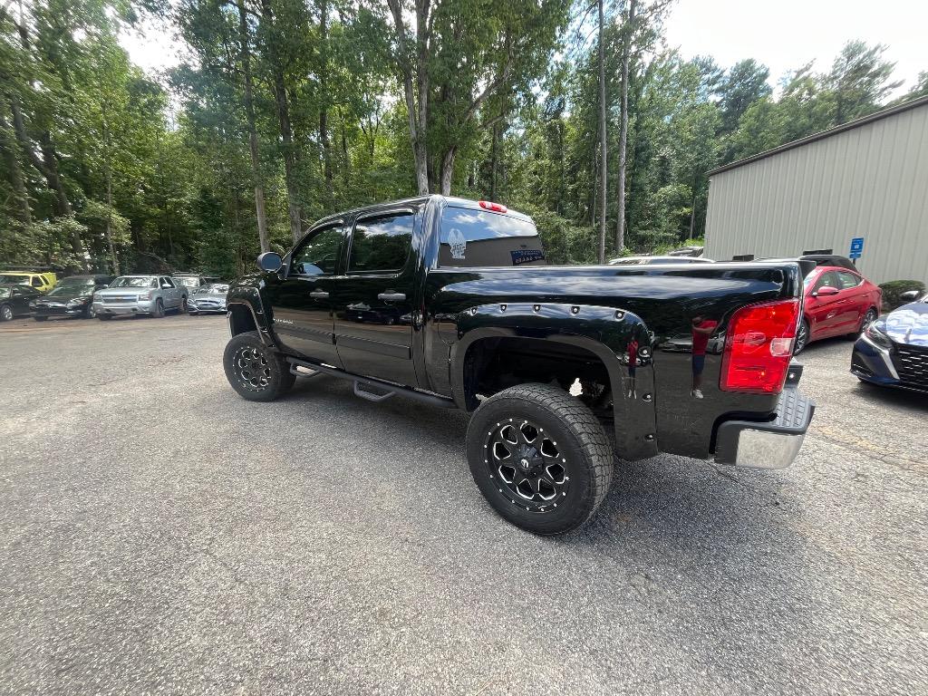 2013 Chevrolet Silverado - $21,985