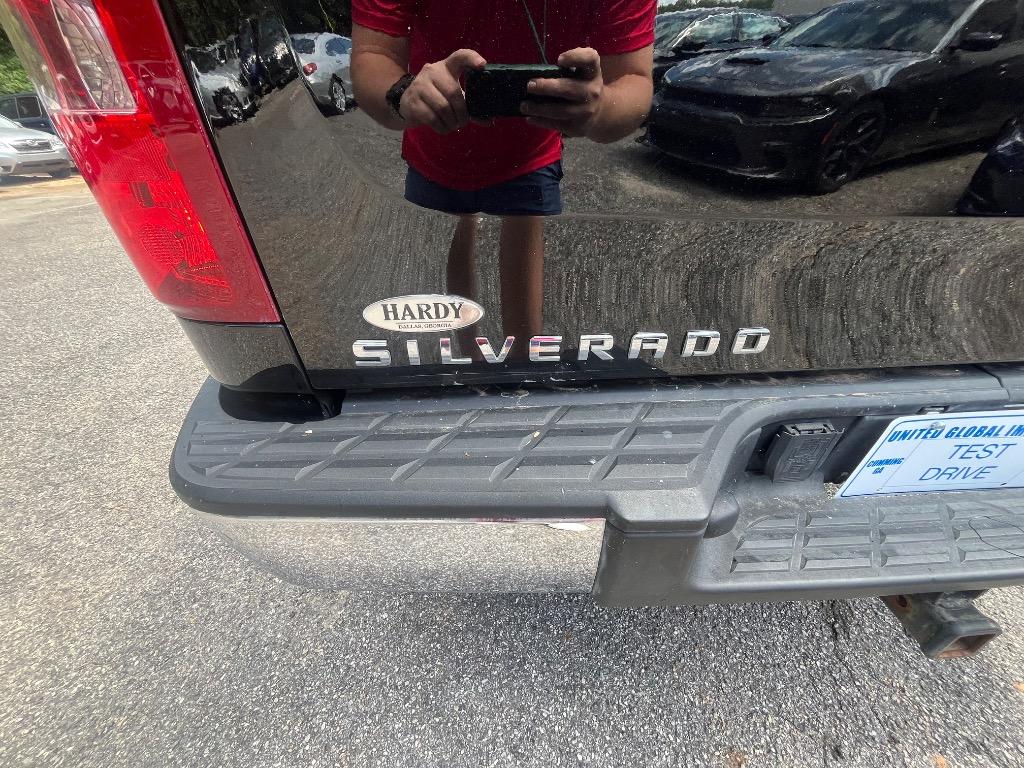 2013 Chevrolet Silverado - $21,985