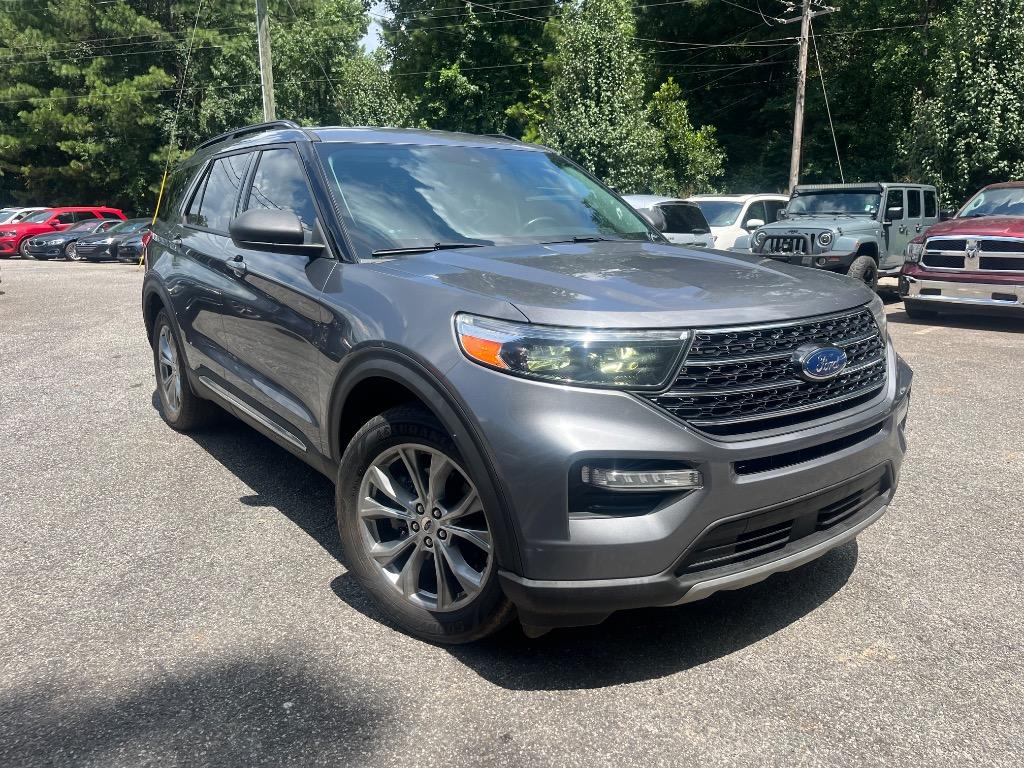 2021 Ford Explorer - $17,985