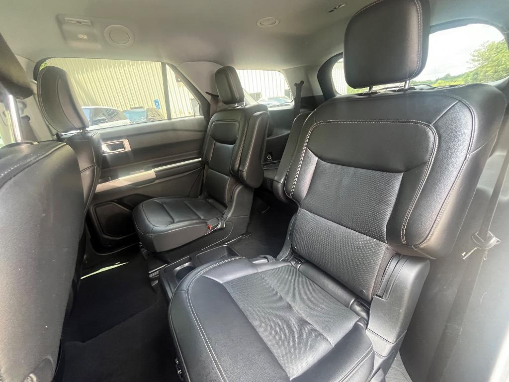 2021 Ford Explorer - $17,985