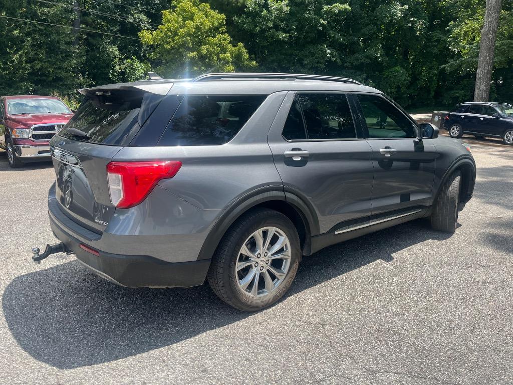 2021 Ford Explorer - $17,985