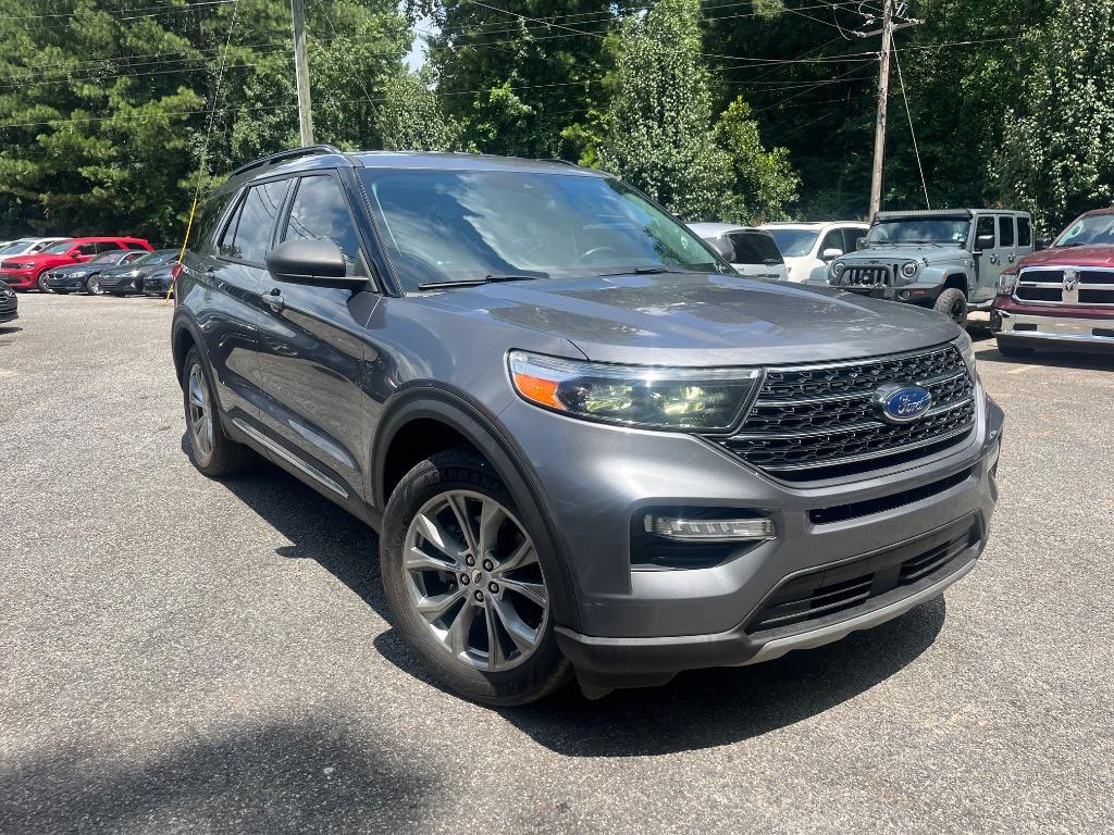2021 Ford Explorer - $17,985