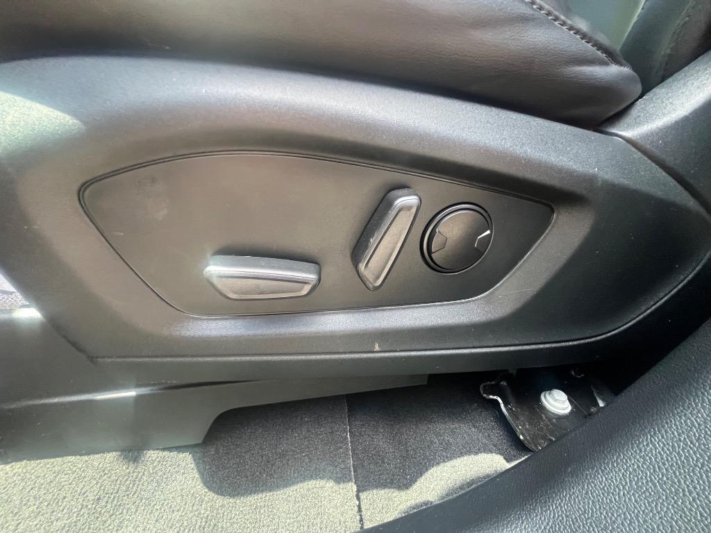 2021 Ford Explorer - $17,985