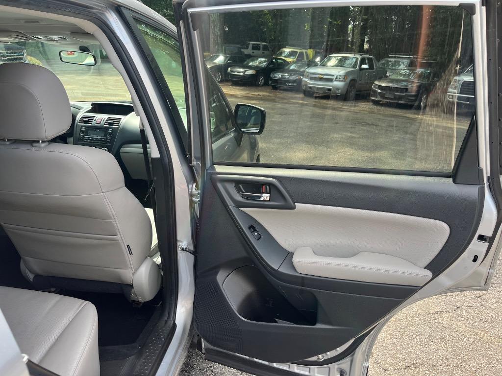 2015 Subaru Forester - $10,985