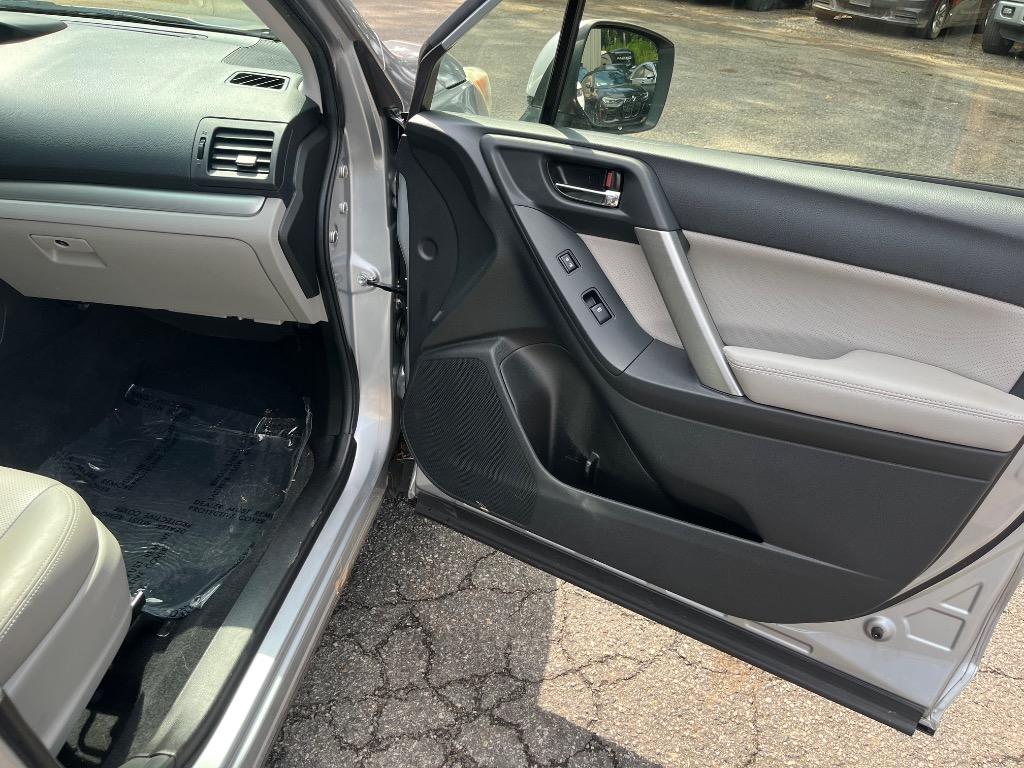 2015 Subaru Forester - $10,985
