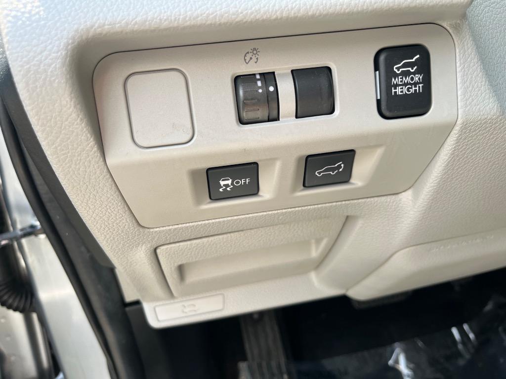 2015 Subaru Forester - $10,985