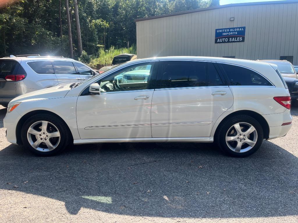 2011 Mercedes-Benz R-Class - $9,485