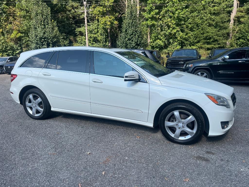 2011 Mercedes-Benz R-Class - $9,485