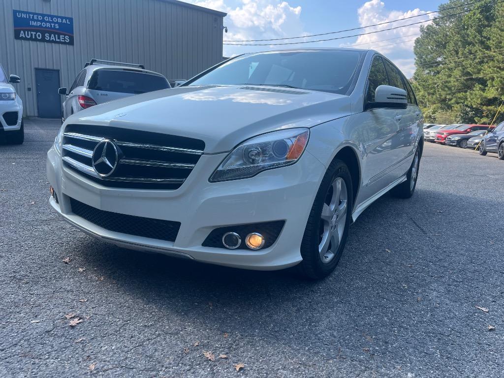 2011 Mercedes-Benz R-Class - $9,485