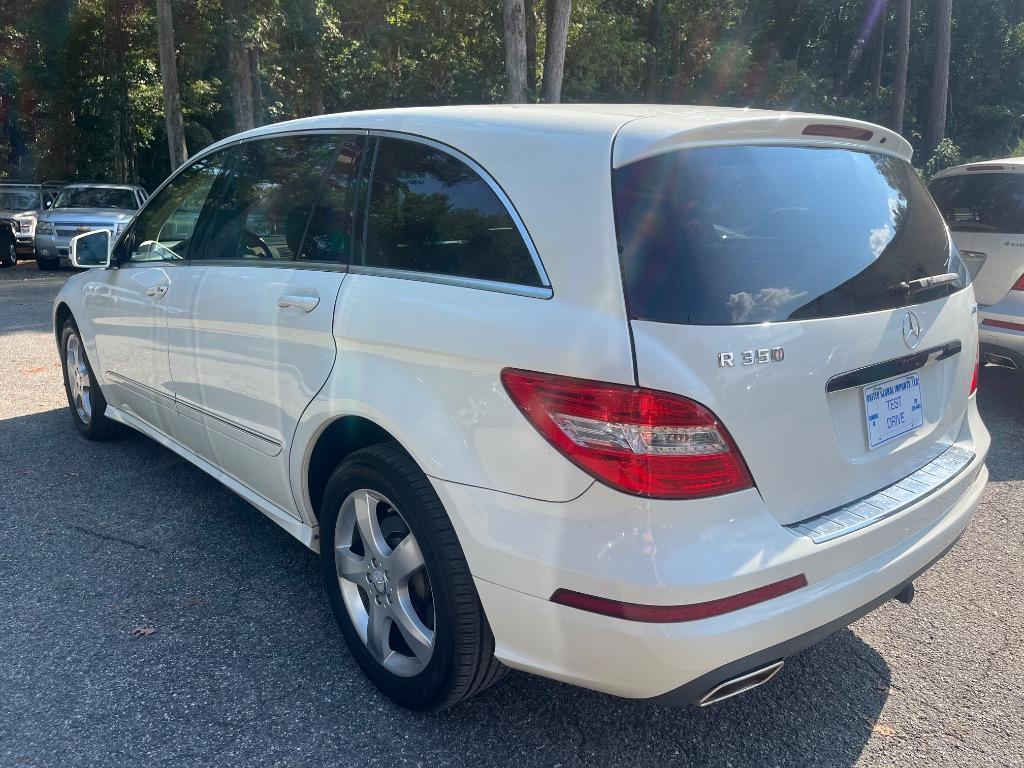 2011 Mercedes-Benz R-Class - $9,485