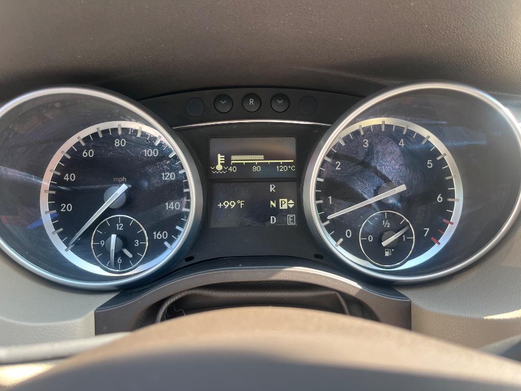 2011 Mercedes-Benz R-Class - $9,485