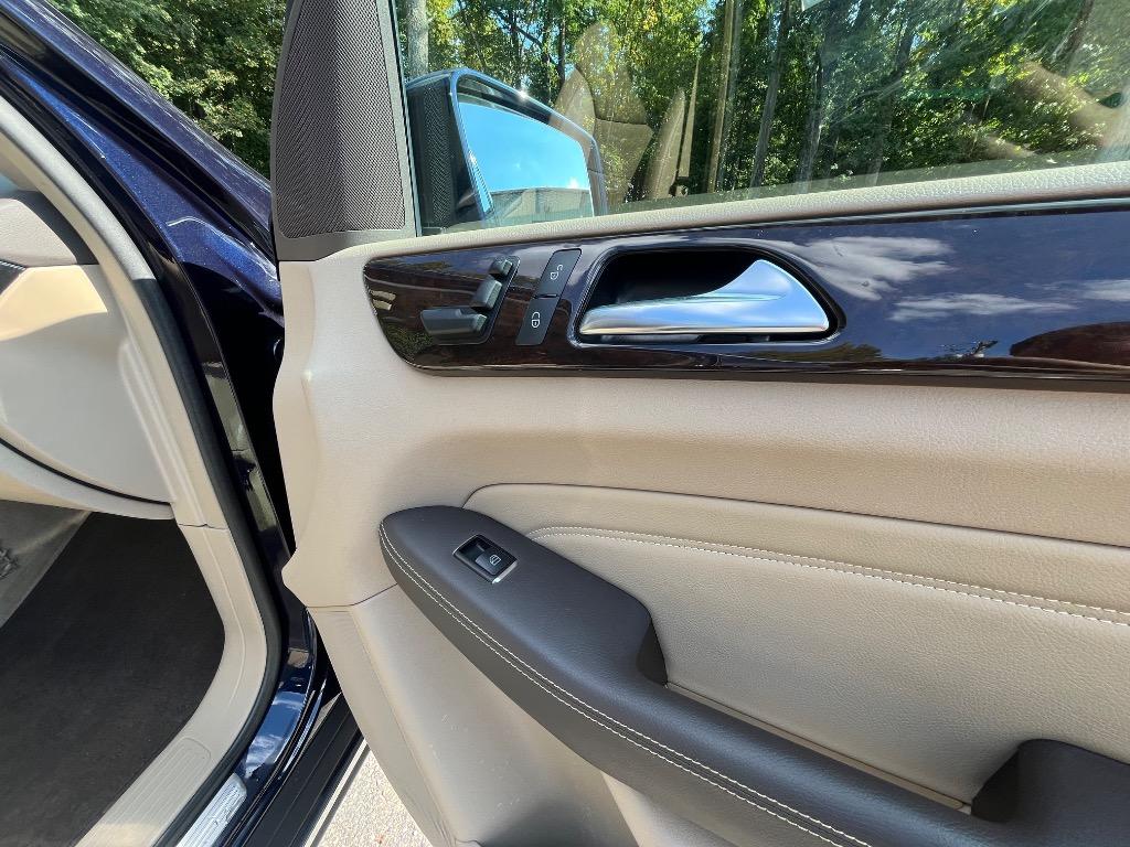 2013 Mercedes-Benz Ml-class - $12,985