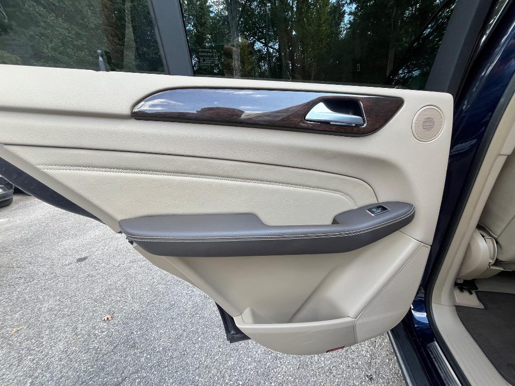 2013 Mercedes-Benz Ml-class - $12,985