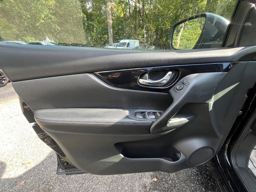 2021 Nissan Rogue - $19,685