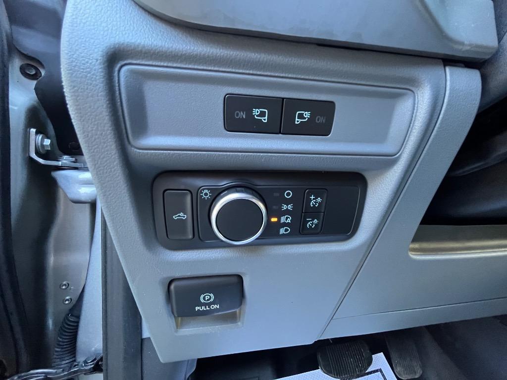2022 Ford F-150 - $28,485