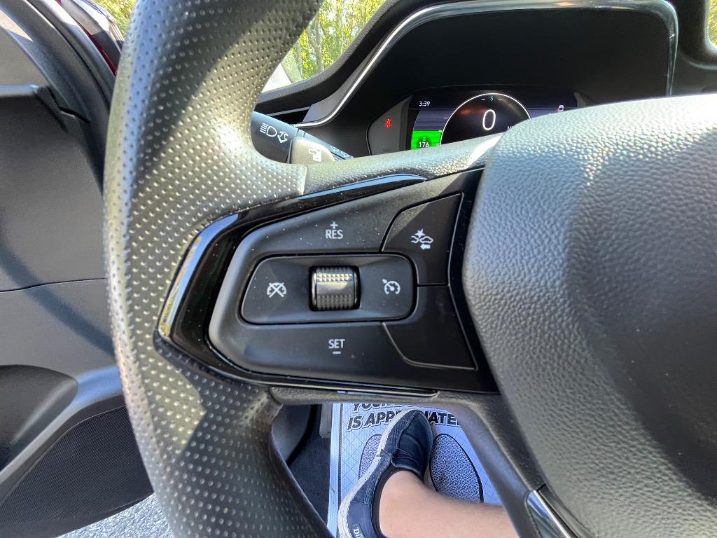 2023 Chevrolet Bolt - $18,985