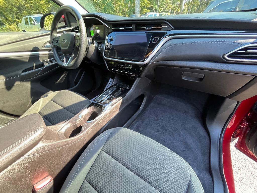 2023 Chevrolet Bolt - $18,985