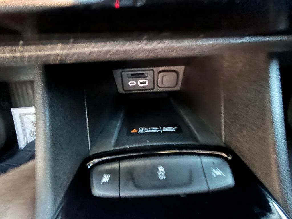 2023 Chevrolet Bolt - $18,985