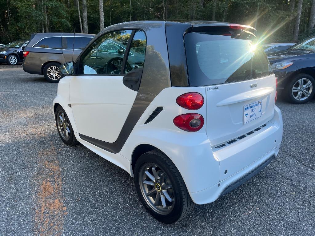 2014 smart fortwo - $7,850