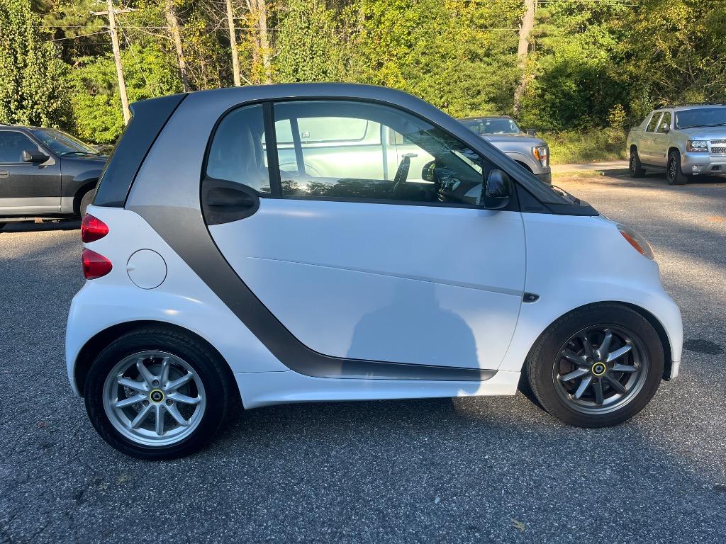 2014 smart fortwo - $7,850