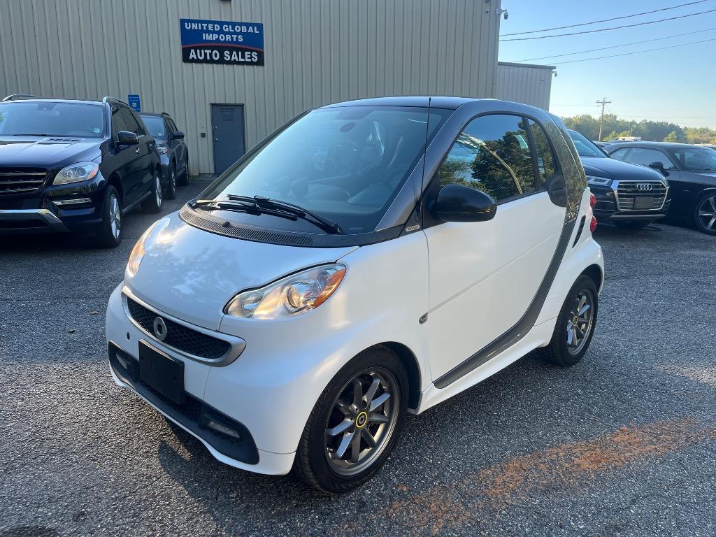2014 smart fortwo - $7,850