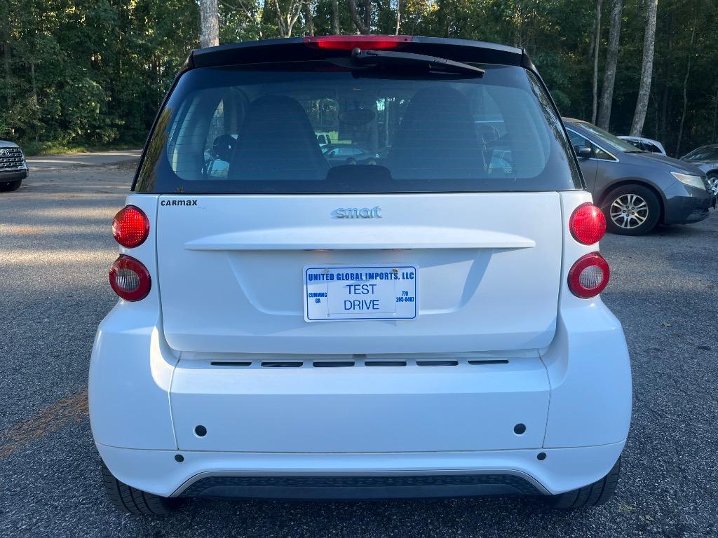 2014 smart fortwo - $7,850