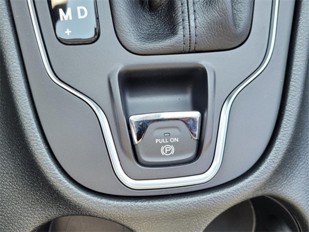 2022 Jeep Cherokee - $34,755