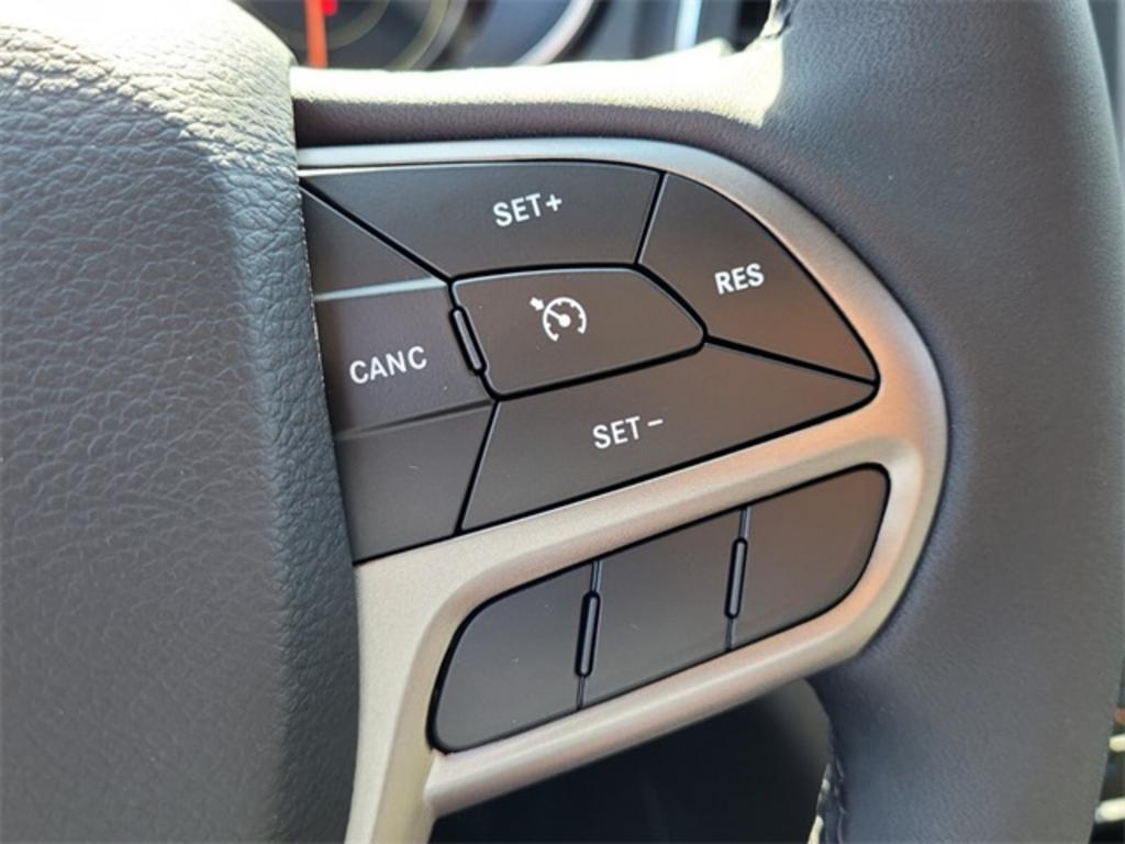 2022 Jeep Cherokee - $34,755