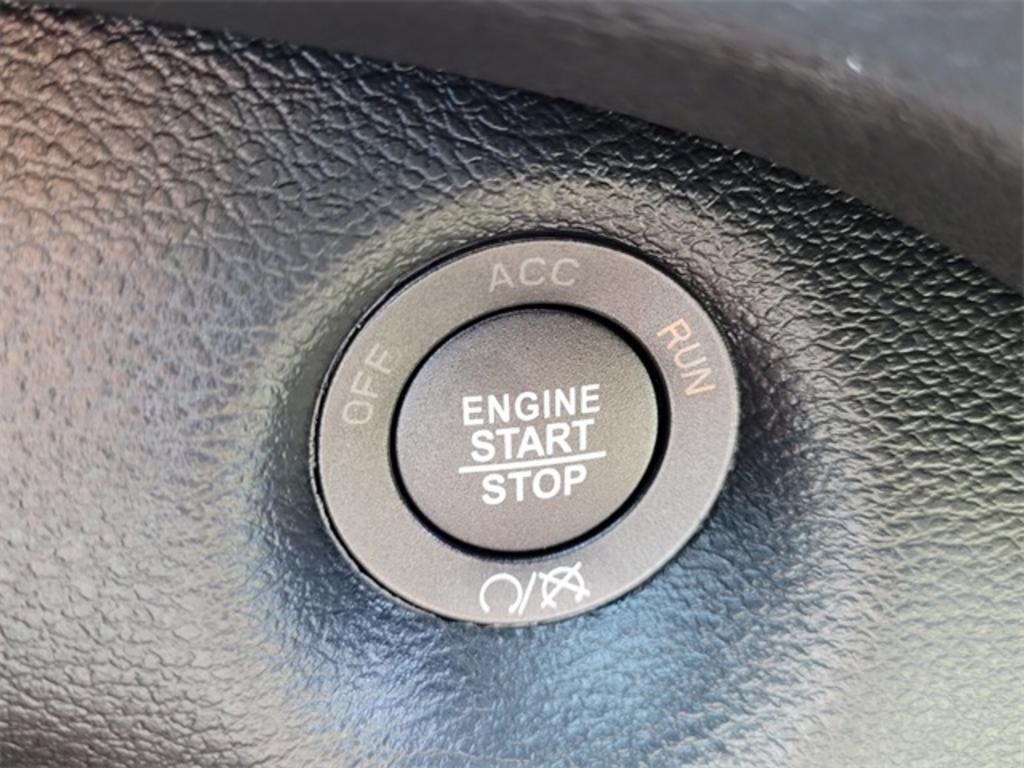 2022 Jeep Cherokee - $34,755