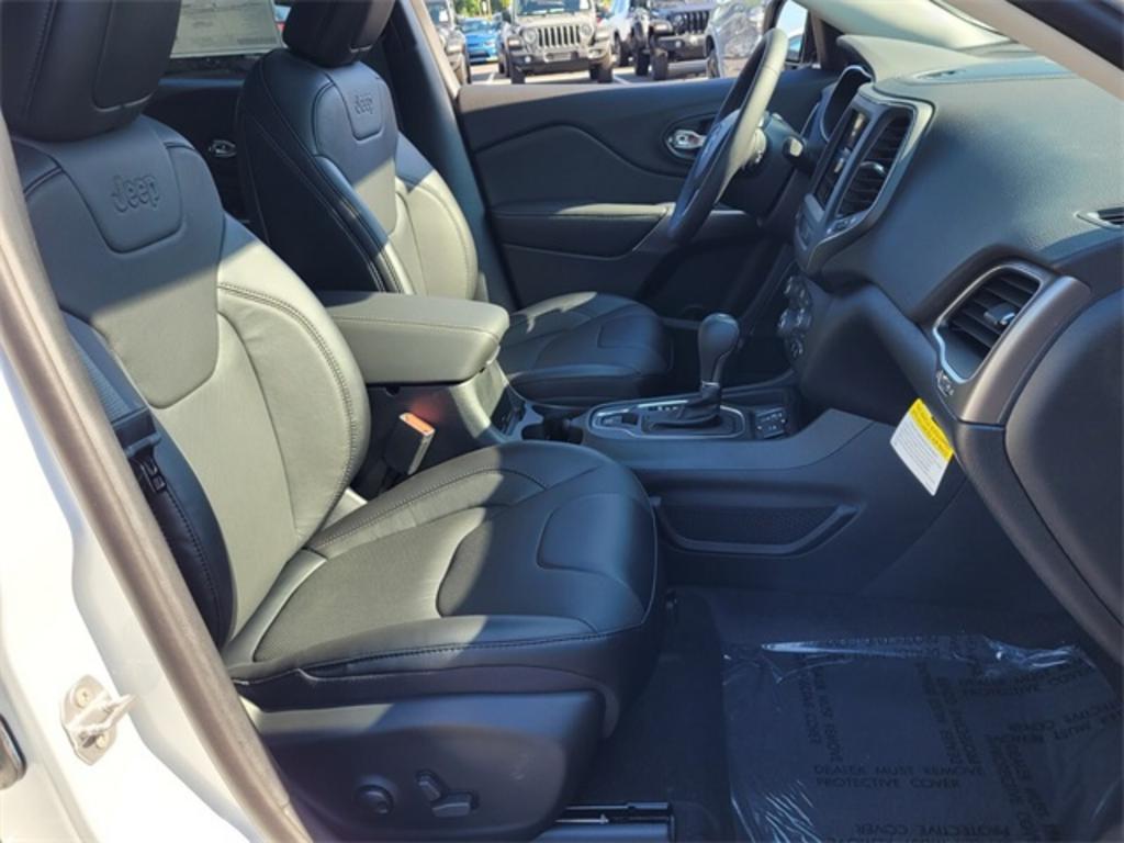 2022 Jeep Cherokee - $34,755