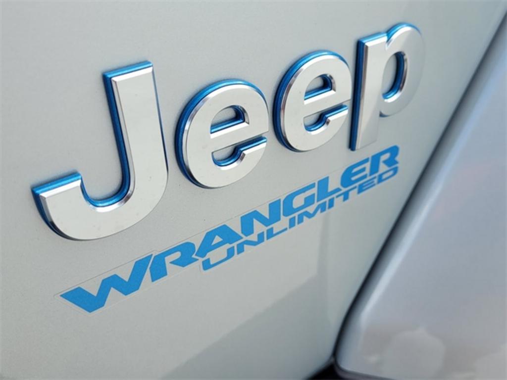 2022 Jeep Wrangler - $54,717